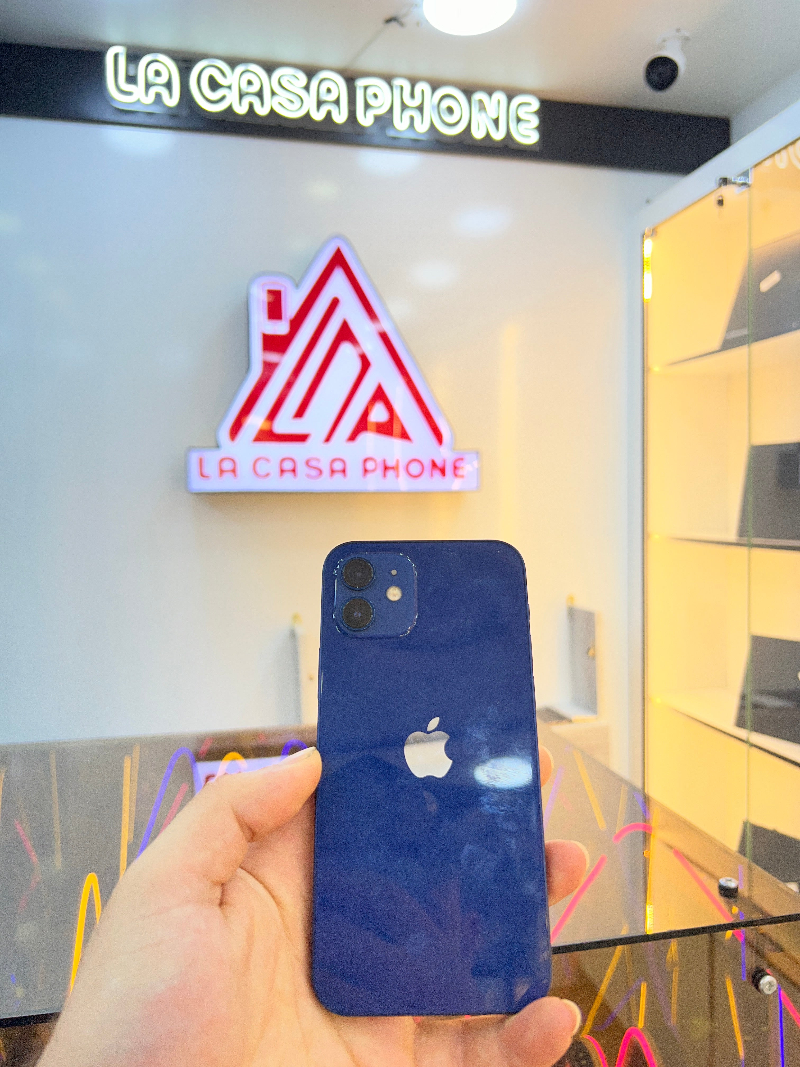 IPHONE 12