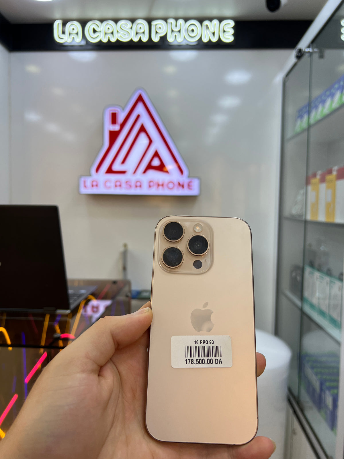 IPHONE 16 PRO