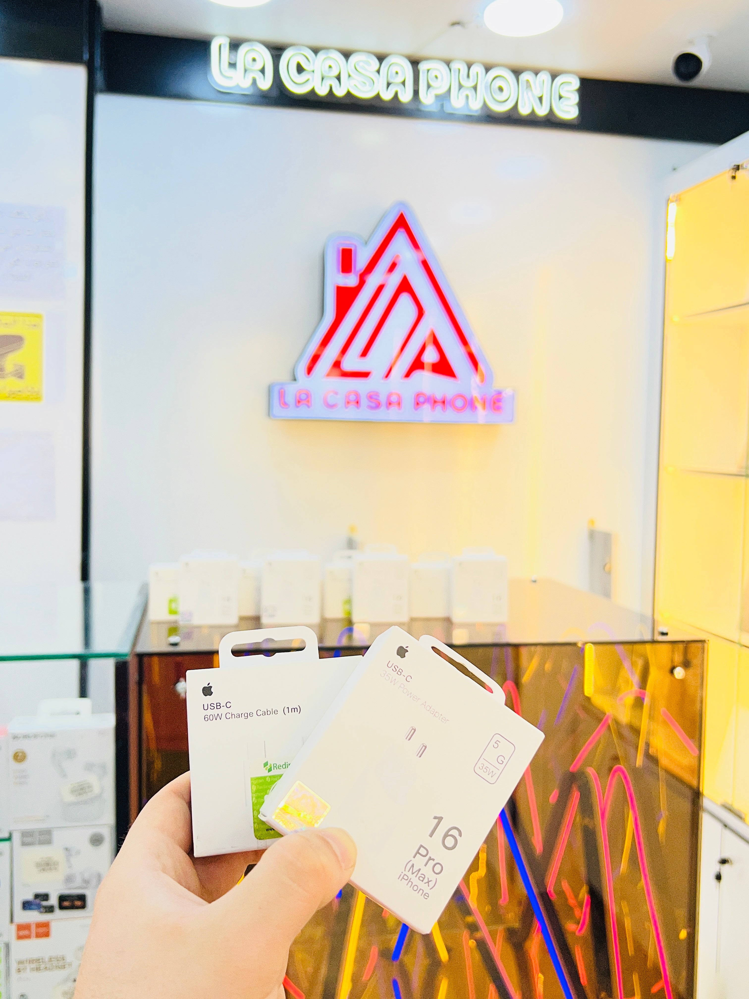 CHARGEUR IPHONE 16 PRO MAX