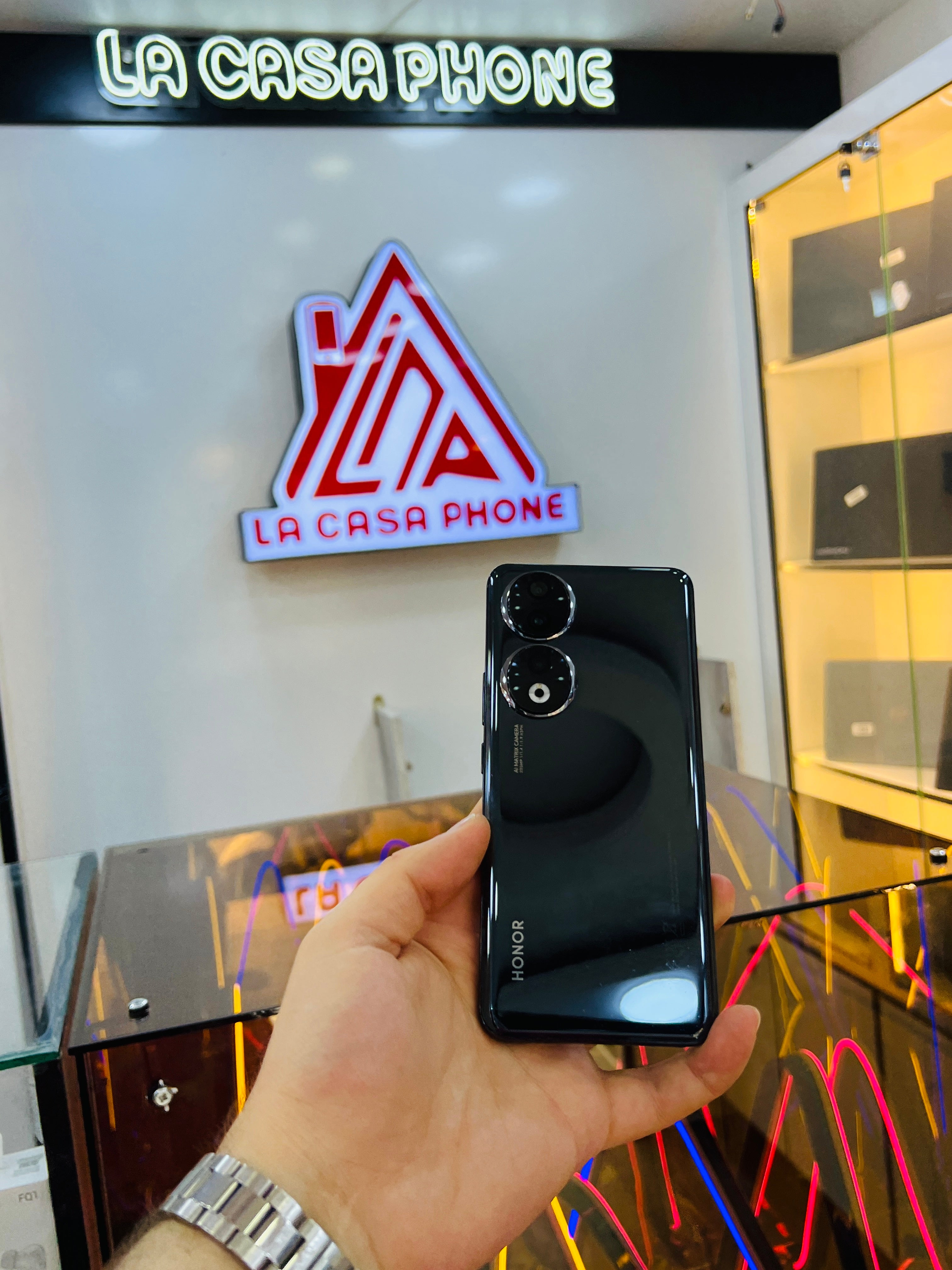 HONOR 90